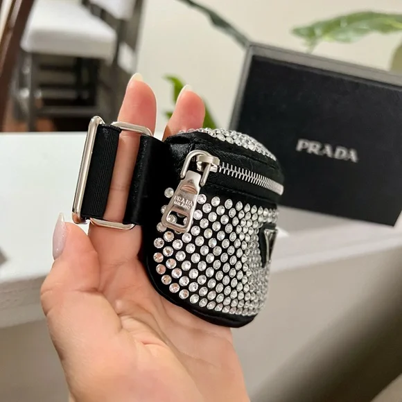 Prada Crystal wrist pouch - Picture 2 of 6